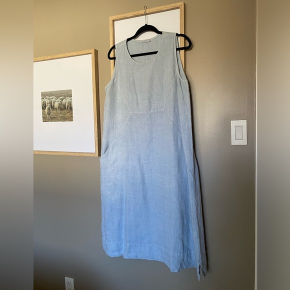 Cutloose linen dress with pockets - Picture 1 of 6